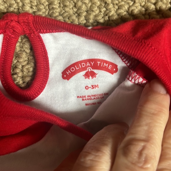 Holiday Time onesie 0 - 3 months. Great condition! - Picture 3 of 5